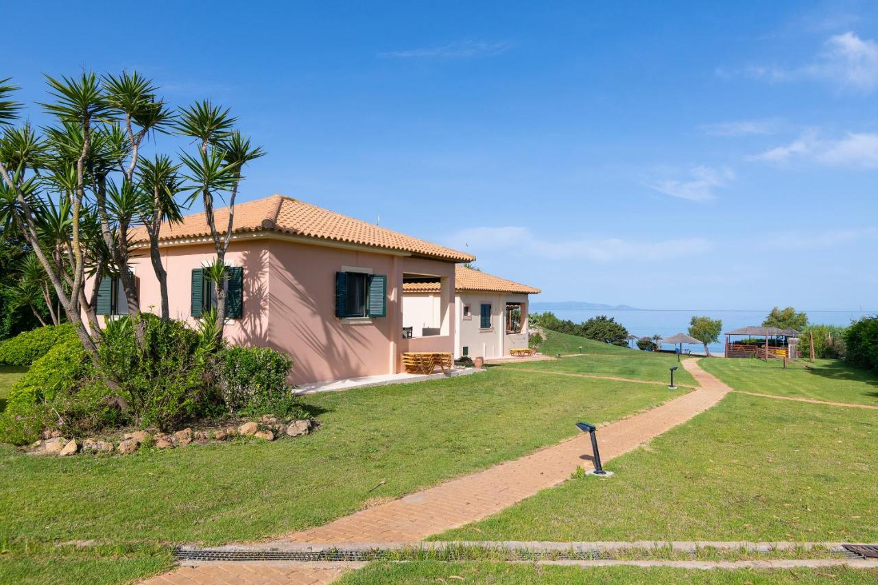Analipsi Beach Front Villas - Happy Rentals Kastron  Ngoại thất bức ảnh